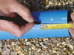 AquaLine RC, Robust RC Измерете и маркирайте тръбата.
