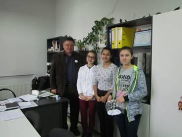 В своето слово Директорът на училището г-н Борисов говори за целите, които стоят пред участниците в