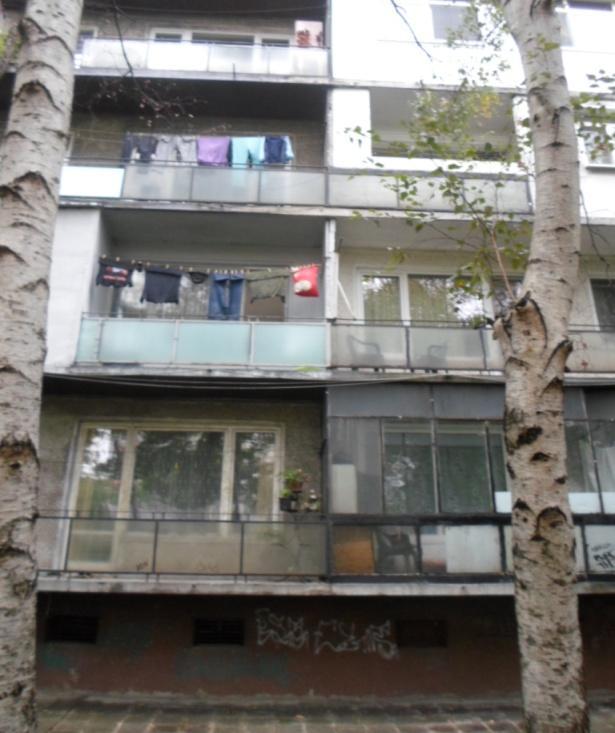 естетически промени на панелна жилищна сграда блок 218, квартал Гео Милев Район Слатина, който е на 8 (осем) етажа, сутерен без