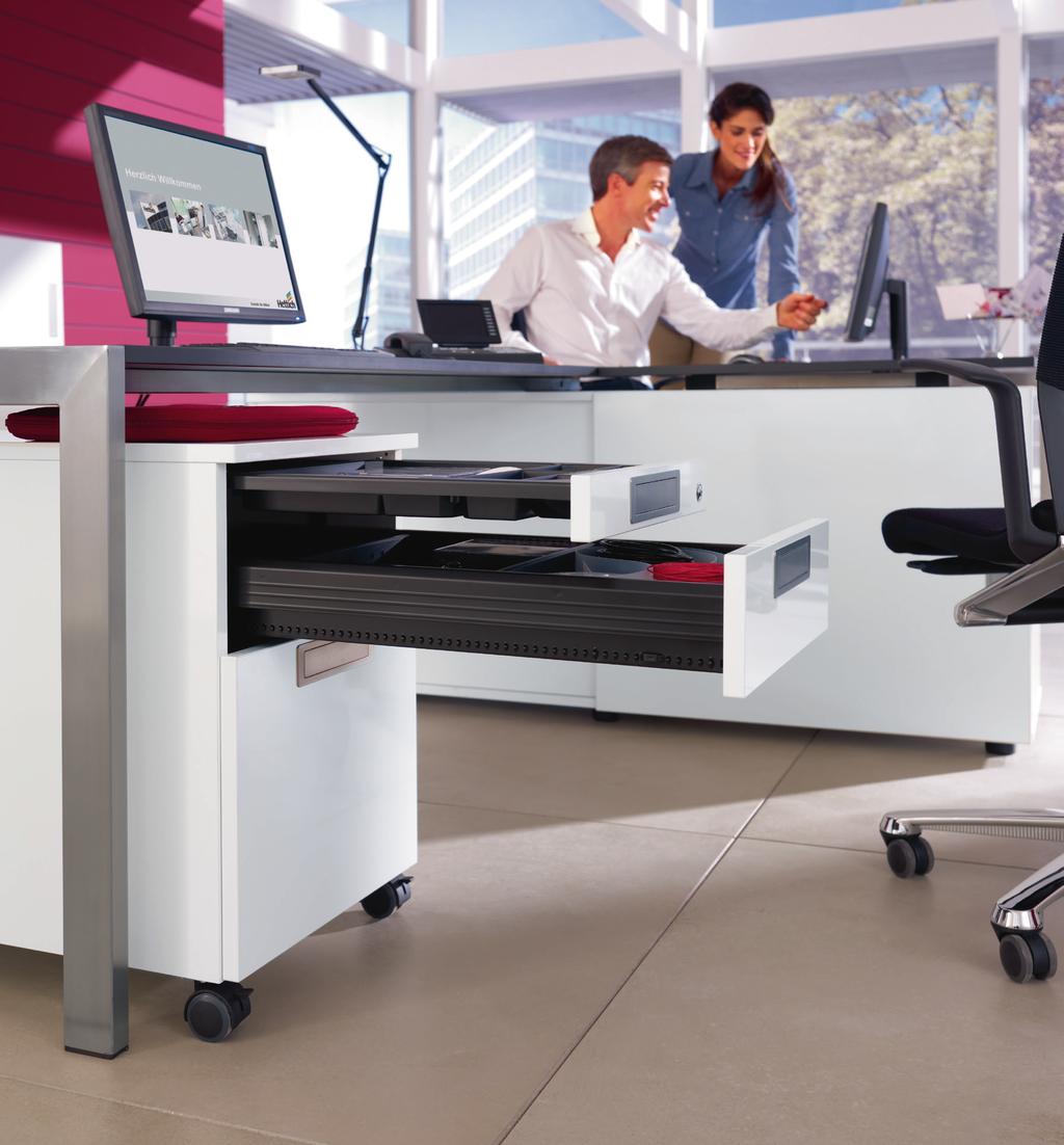 Да работим по-красиво: Hettich за офиса. С платформената концепция Systema Top 2000 от Hettich офис мебелите надрастват себе си.