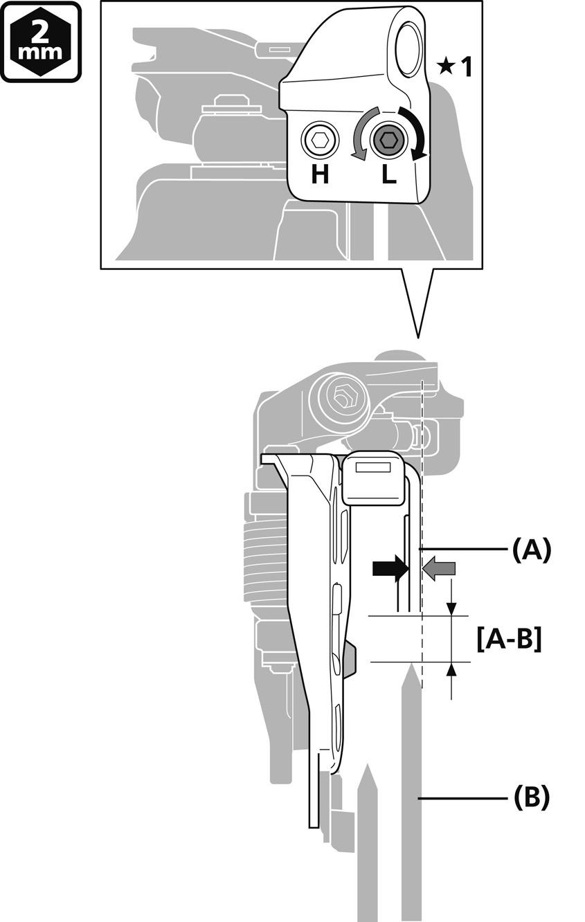 МОНТАЖ 2. Регулирайте болта за долна настройка и подравнете плоската част на външната пластина на водача на веригата паралелно на плоската повърхност на най-голямото верижно колело.