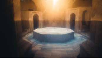 БАНЯТА ХЪЗЪР БЕЙ Банята Хъзър бей, известна още като Двойната баня, е част от Комплекс Хъзър бей и се намира в центъра на Къркларели.
