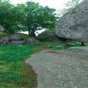 Внушителните мегалити са разпръснати до руините на древния град Ранули и заемат площ около 6 дка.