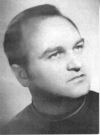 памет 7 Първият журналист от в. Септемврийско слово, който показа ярки белетристични качества, бе Радослав Михайлов.
