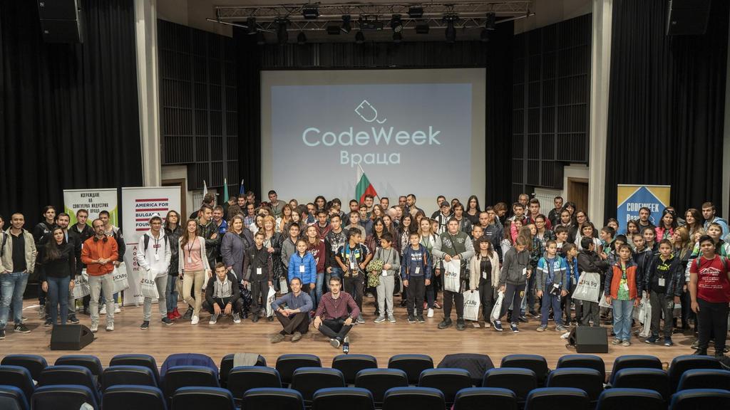 CodeWeek Враца 2018 Над 170 участника и 25 лектора посетиха : двудневни