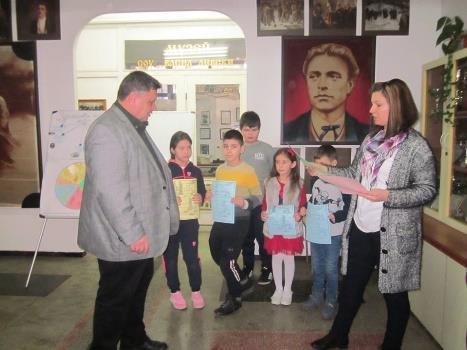в СУ Васил Левски град Опака се проведе турнир с учениците от 1,2,3 и 4 клас.