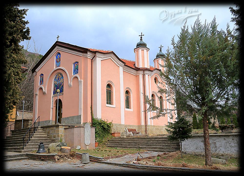 Образование През 1856-1857 година младежът учи в свещеническото училище на даскал Атанас Иванов в Стара Загора, а през следващата година приема
