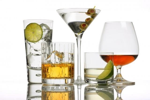 Съдържанието на алкохол в различните напитки се измерва в градуси, които показват обемната концентрация на алкохола в %.