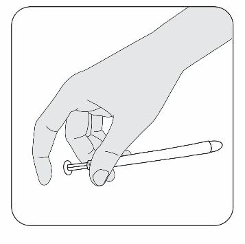 Вече сте готови да въведете песара във влагалището си. СТЪПКА 4 Дръжте апликатора между палеца и средния си пръст.