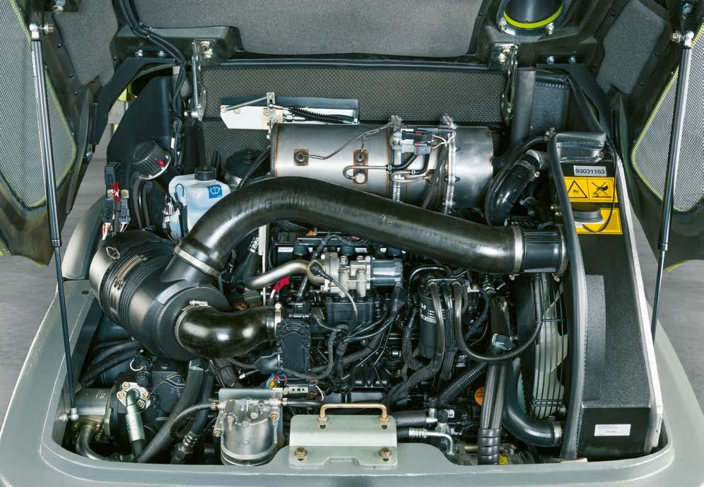 Мощност, която Ви движи напред. Двигател Чист въздух. Двата 4-цилиндрови двигателя отговарят на изискванията на емисионен стандарт Stage IIIB (Tier 4i).