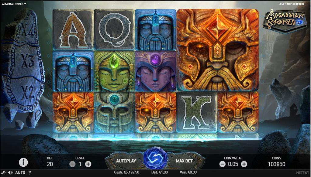 Симв оли Colossal Всички символи в основната игра и във Free Spins се появяват също като версия Colossal, освен символът Wild в основната игра.