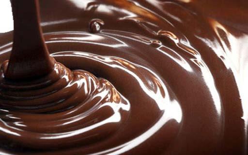 Шоколадът е божествена напитка, която подсилва защитните сили на организма и преборва умората. Една чаша îò òàçè öåííà íàïèòêà ïîçâîлява на всеки човек да ходи цял ден, без да се храни.