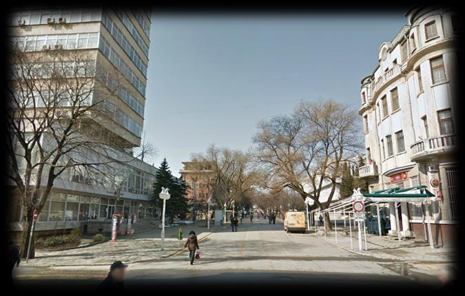 пешеходни пространства: - пространството между ул. Г.Столетов, бул. Руски, ул. Л.Байер, сградата на Операта - централно градско пространство разположено в кв.